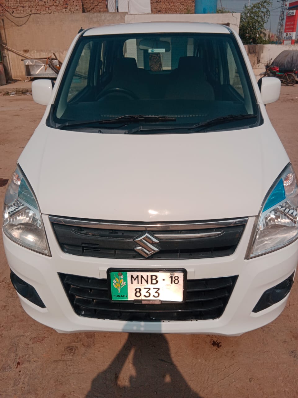 
								SUZUZKI WAGNOR MODEL 2017 full									